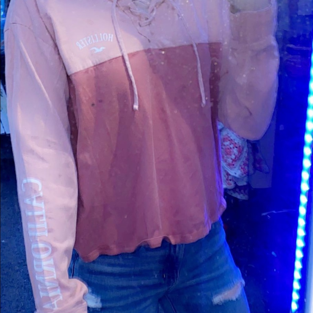 hollister long sleeve shirt w/ hood